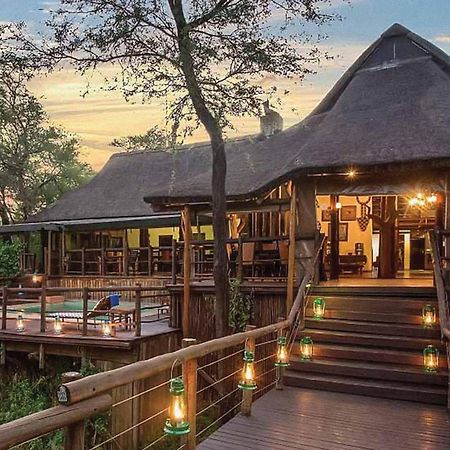 Madikwe River Lodge By Dream Resorts Мадікве-Ґейм-Резерв Екстер'єр фото
