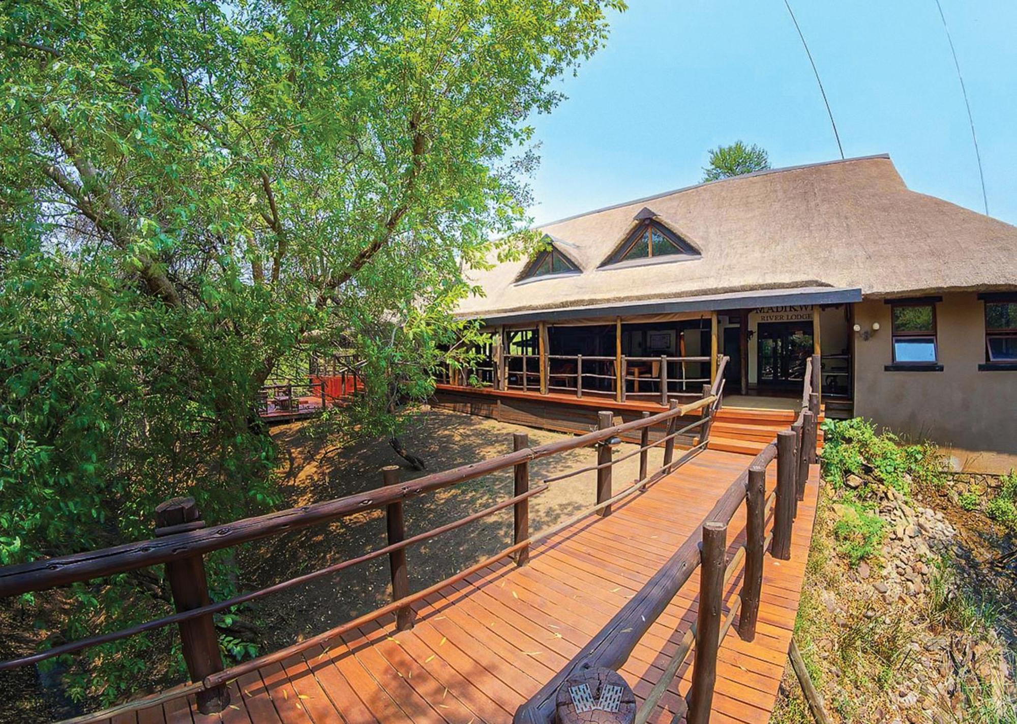 Madikwe River Lodge By Dream Resorts Мадікве-Ґейм-Резерв Екстер'єр фото