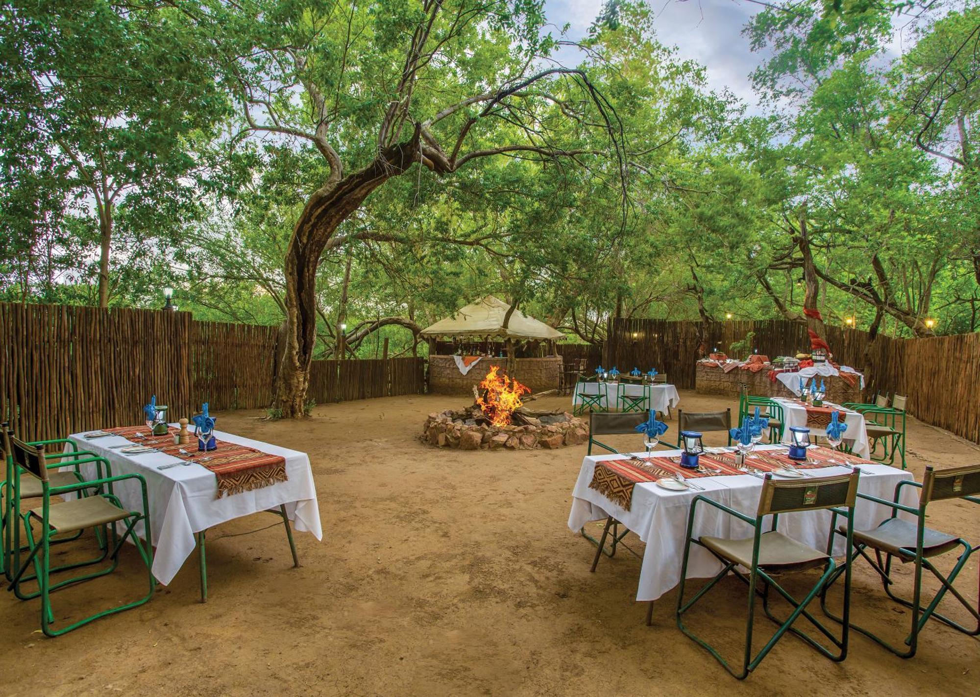 Madikwe River Lodge By Dream Resorts Мадікве-Ґейм-Резерв Екстер'єр фото